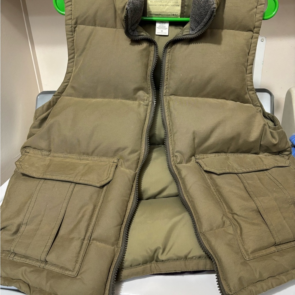 Abercrombie & Fitch Olive Green Puffer Vest
